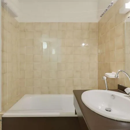 Appartement 4 Pers Avec Mezzanine à - Fr-1-400-49